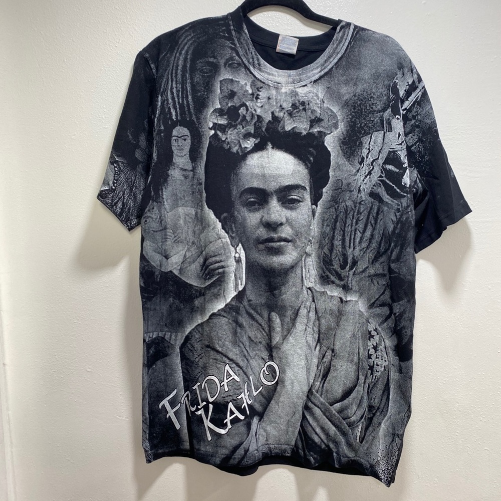 Frida Khalo Tee